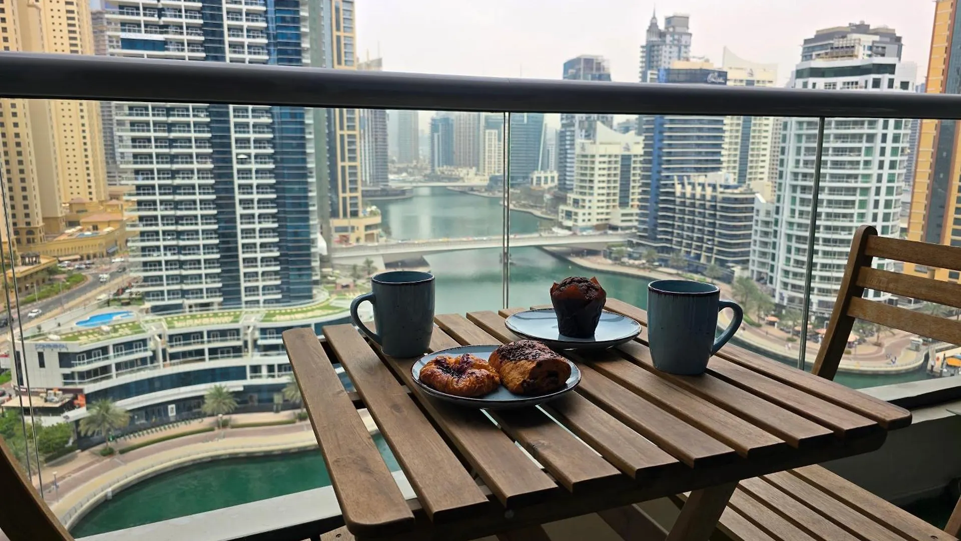 Amazing 1Br Apartment With Dubai Marina View And Pool View --- Next To Jbr Beach---Opp Jbr Tram Station 0*,  United Arab Emirates