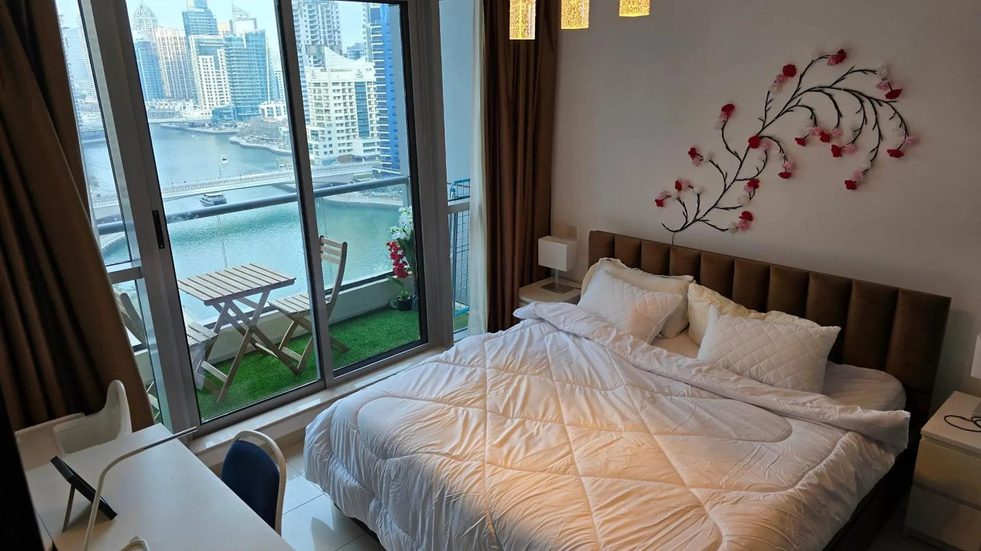 Amazing 1Br Apartment With Dubai Marina View And Pool View --- Next To Jbr Beach---Opp Jbr Tram Station 0*,